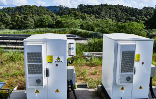 蓄電池設備工事